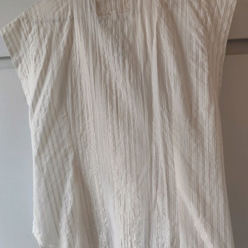 We Coss sleeveless shirt cream color like new, size L