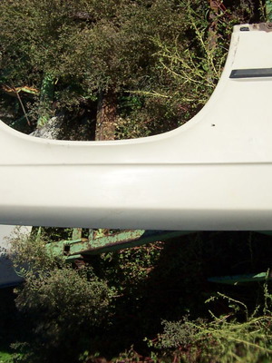 Φτερά μεταχειρισμένα για Mercedes 190E W201 original, 2 τεμάχια