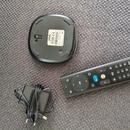 TV Box Android Wind like new with WiFi and Ethernet