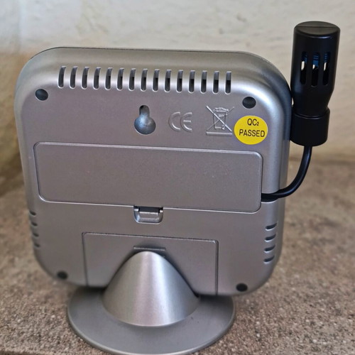 Digital Humidity and Temperature Alarm Device new