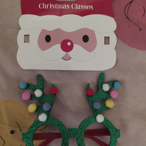 Christmas Glasses new with glitter, fun xmas