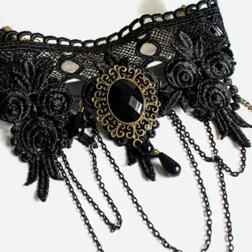 Lace choker with chains and black onyx new