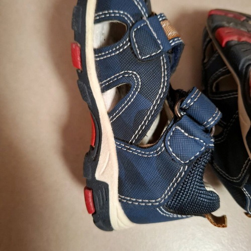 Oscal sandals used, size 20 for boys