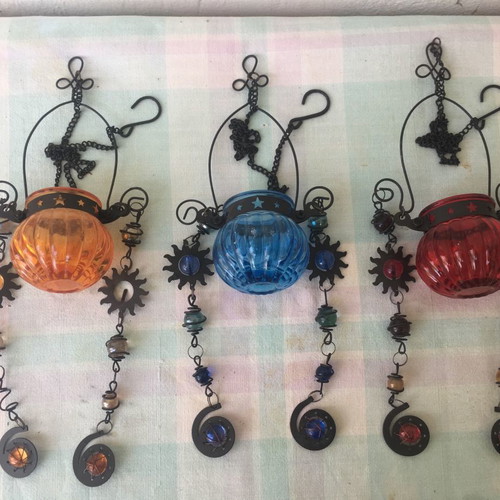 Hanging glass lanterns with chain, total length 90 cm