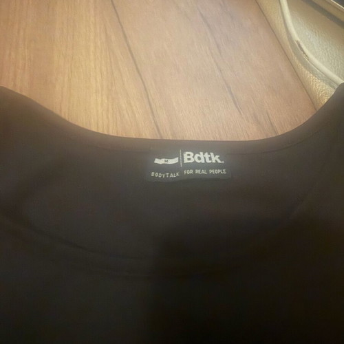 Sports top like new, size M