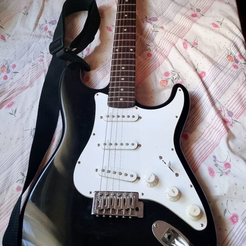 Washburn Pro handmade guitar like new