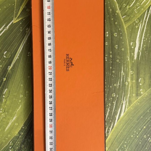 Hermes hard box like new