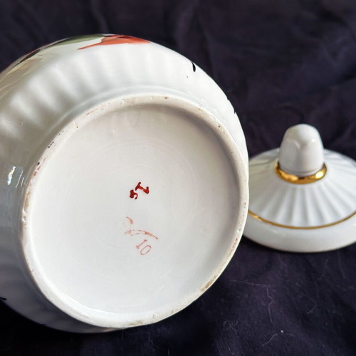 Vintage Chaika Krasnodar porcelain sugar bowl with poppy flowers like new