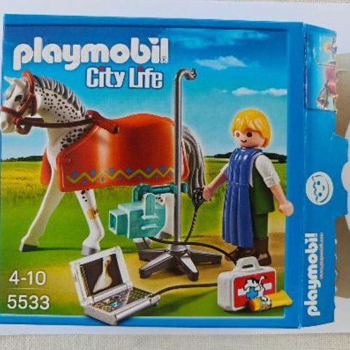 Playmobil 5533 Portable X-ray Device and Veterinarian like new