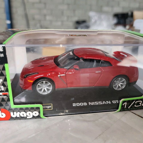 Burago Nissan GT-R Diecast 1/32 scale new red