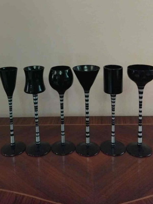 Liqueur glasses like new, set of 6 pieces 18 cm height
