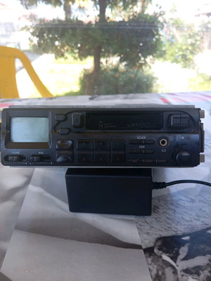 Crown radio cassette player used
