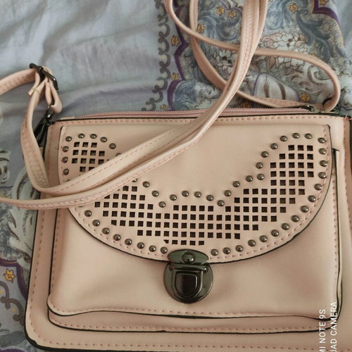 Shoulder bag pink soft with studs like new