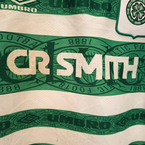 Celtic 1995-1996 kids jersey like new, signed