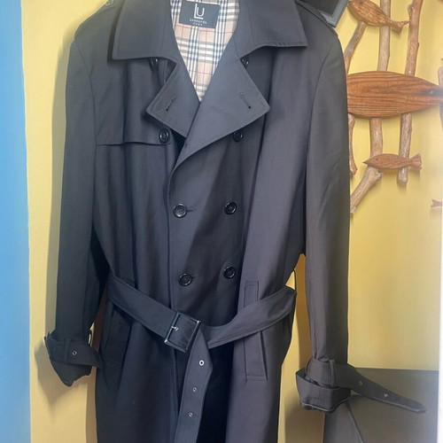 Leonardo Uomo men's black coat like new, size M/L