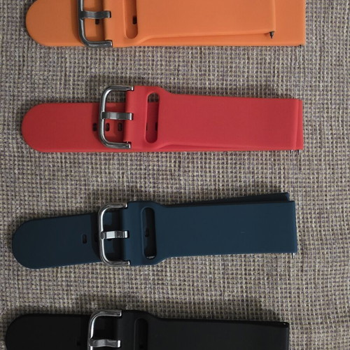Huawei Watch Ultimate like new with charger and straps