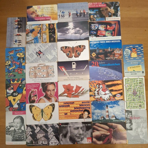 Phone cards used, pack of 112 from 20 countries with and without chip