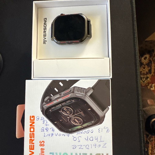 Riversong Motive 8s smart watch like new