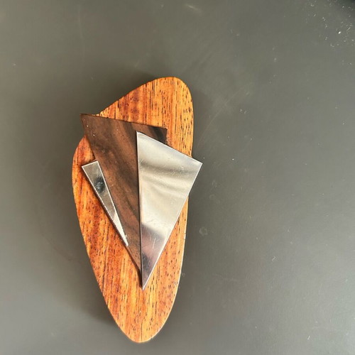 Women's wooden pin with silver details like new