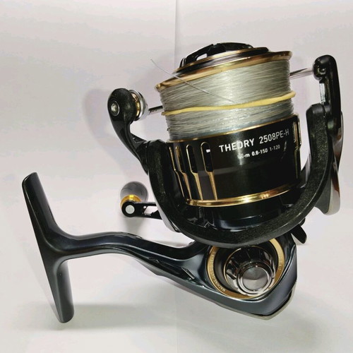 Макара Daiwa Theory 2508PE-H spinning като нова