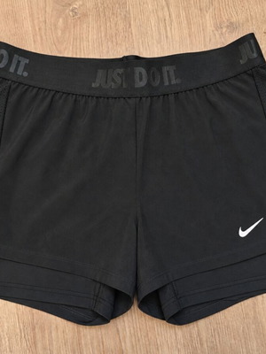 Nike shorts women's with built-in leggings like new, black, size S
