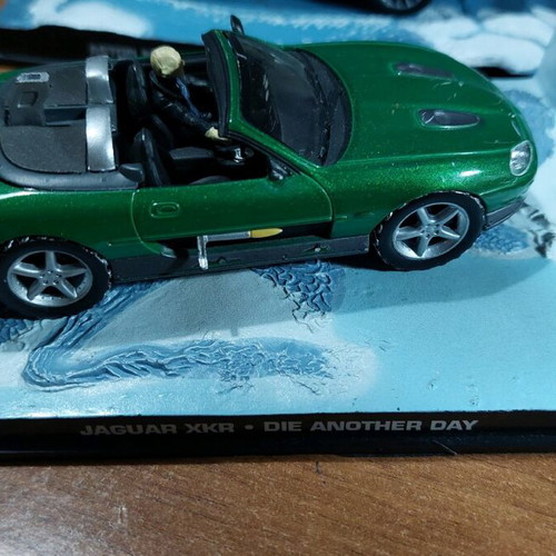 James Bond model cars used with defects, set of 4