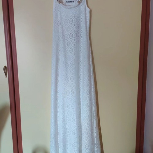 Paranoia white long dress new with open back