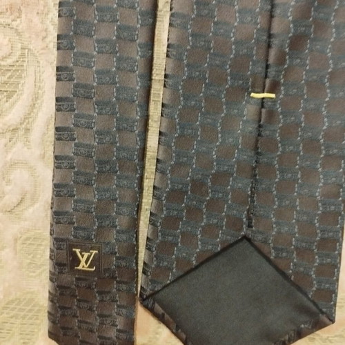 Louis Vuitton Damier Silk Tie like new, brown and anthracite