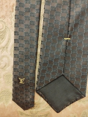 Louis Vuitton Damier Silk Tie like new, brown and anthracite