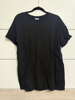 Black basic t-shirt for women H&M like new, size M