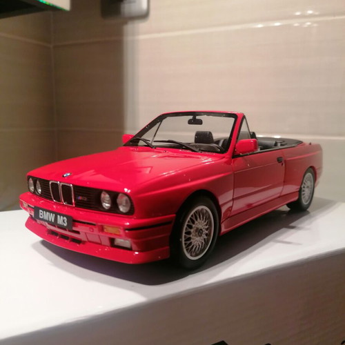 BMW M3 E30 Collectible Car Miniatures 1/18 Scale New