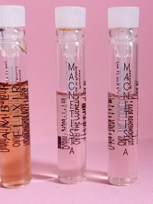 Αρώματα γυναικεία Oriflame σε δειγματάκια σαν καινούργια, Amber Elixir και Magnetista