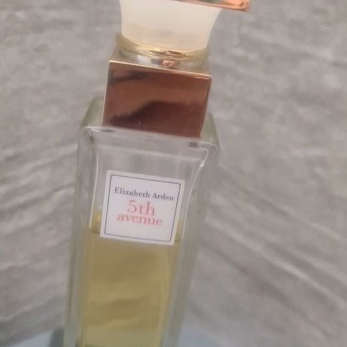Elizabeth Arden 5th Avenue Eau de Parfum 30 ml used women's fragrance