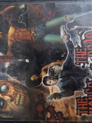 House of the Dead 2 PC used with sticker on CD and cover
