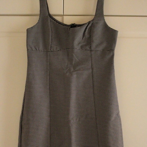 Fitted dress new, black and white, sizes S and M