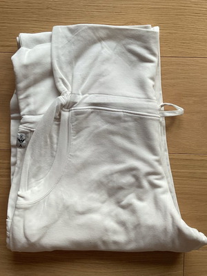 Emporio Armani бели спортни панталони употребявани, размер L