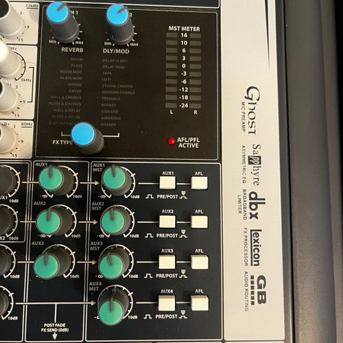 Soundcraft Signature 16 PA audio mixer console