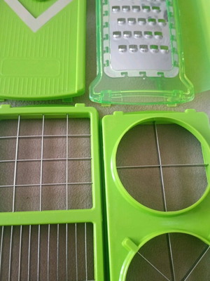 Vegetable and fruit slicer new without container