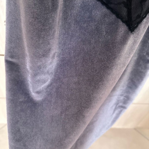 Regalinas lingerie one size like new, velour with lace