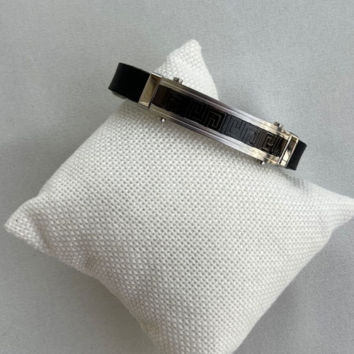Men's bracelet with Meander pattern like new