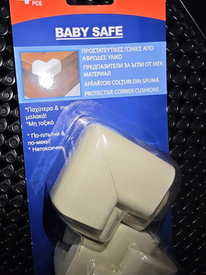 Protective corner cushions new, box only