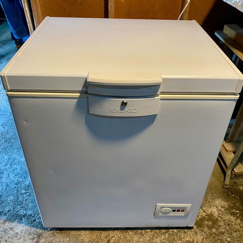Beko freezer 200lt like new with wheels