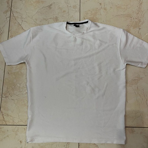 Oversized men's T-shirt white used, size Medium New Wave