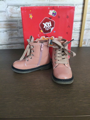 Xti kids boots size 24 pink like new
