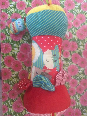 Interactive early learning toy for baby sensory development