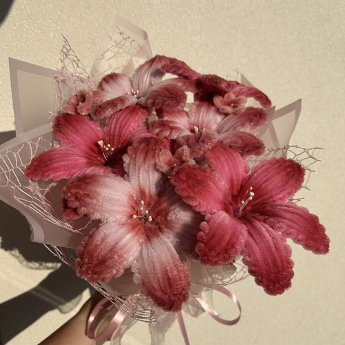 Handmade bouquet with 9 flowers like new