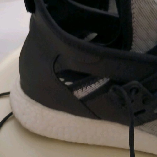 Adidas Y-3 athletic shoes like new unisex black and gray size 40