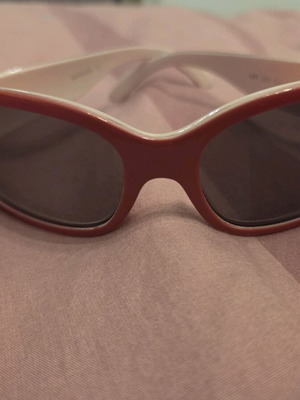 Marasil kids sunglasses like new, pink