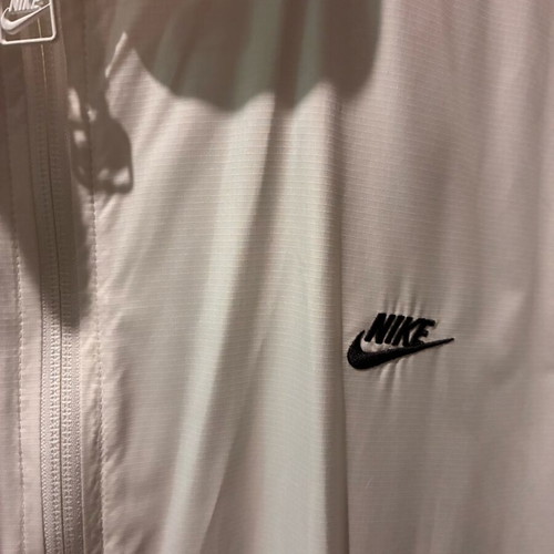 Nike Air Max Plus windbreaker jacket like new, size M, white and black