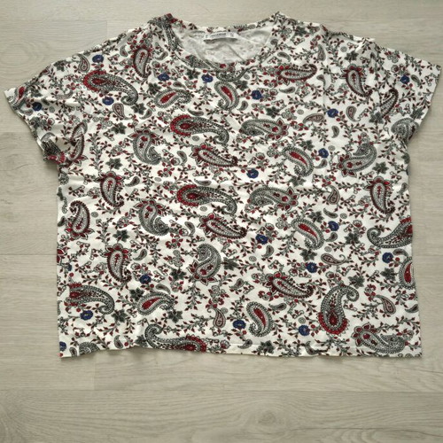 Pull & Bear short-sleeve blouse used, loose fit, white with print